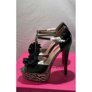 Betsey Johnson Rubyyy Black Platform Heels Zebra Print Rhinestone T-Strap Size 8